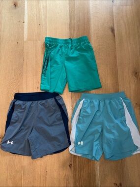 Under Armour Men's dri fit Athletic Shorts Set size small teal size youth XL